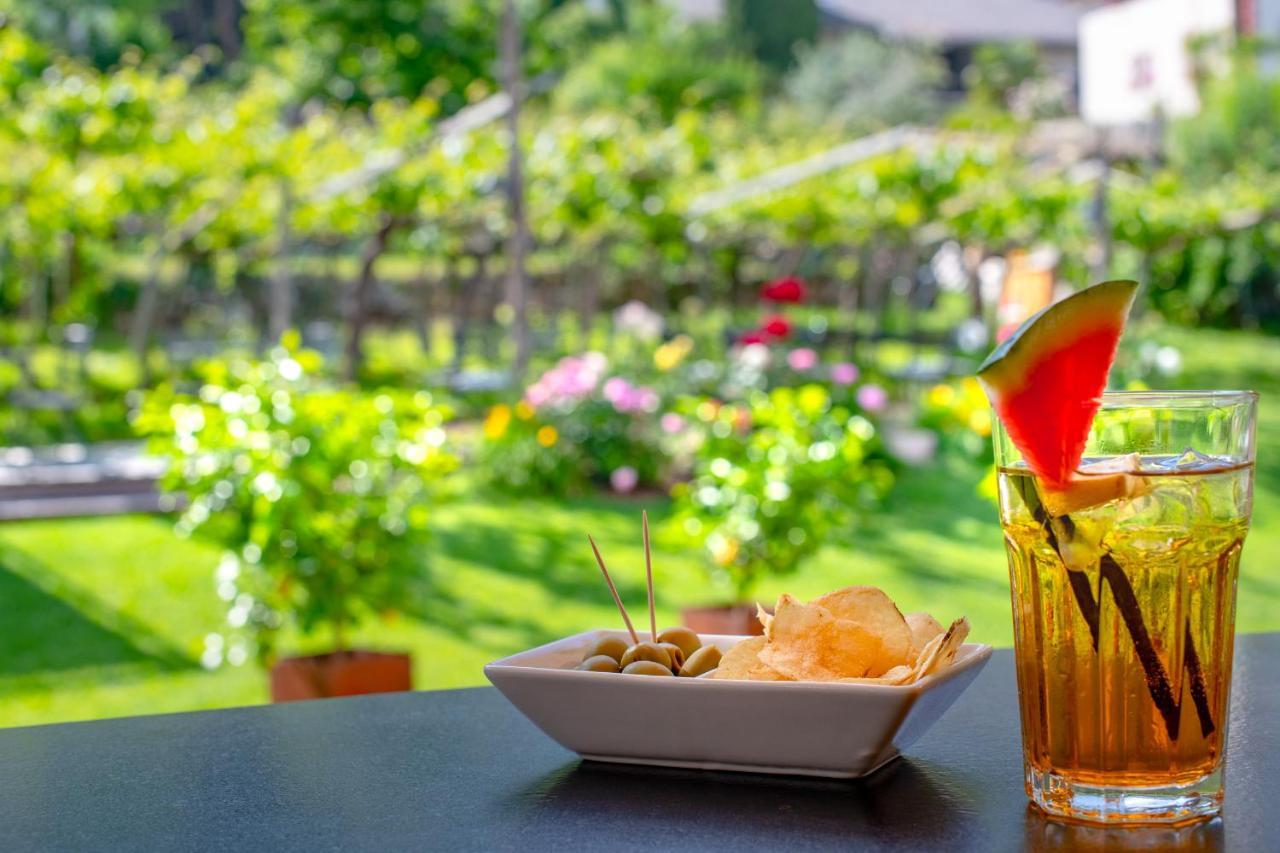 Gartenheim Tramin Термено Екстериор снимка
